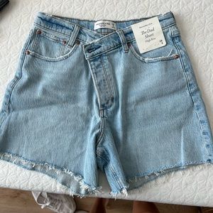 Abercrombie The Dad High Rise Shorts